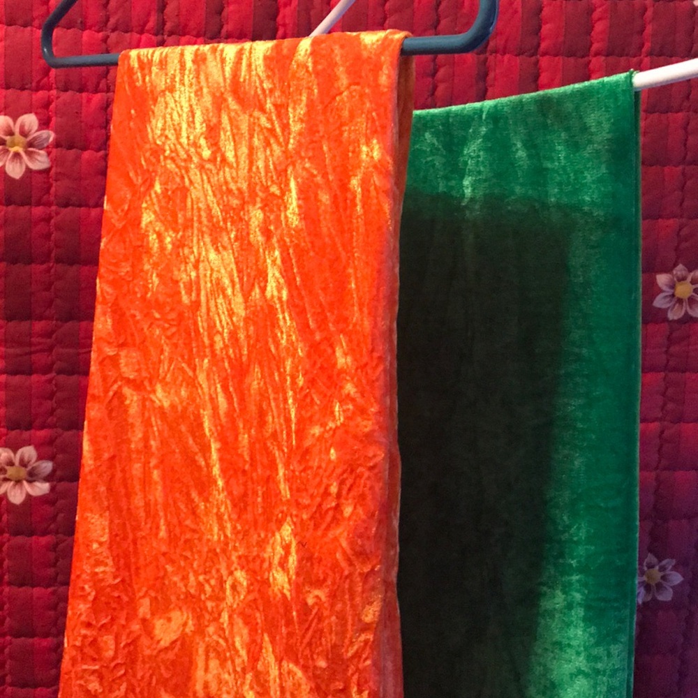 2 sets of head scarf